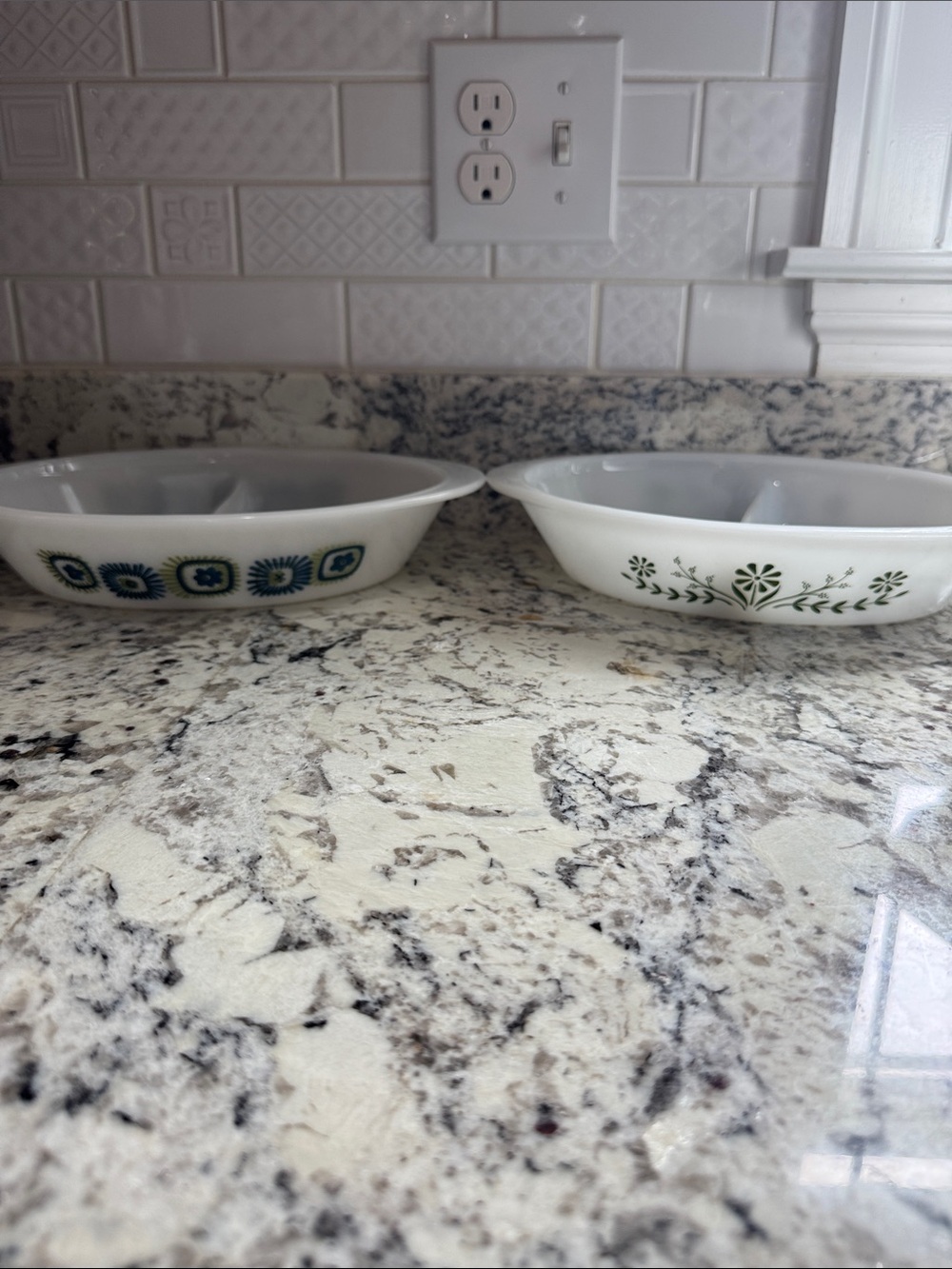Glasbake Rare Vintage Mod Retro & Green Daisy J2352 both